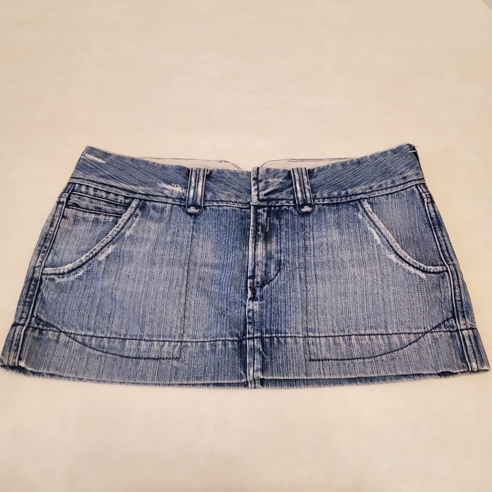 Hollister 3 Vintage Y2K Distressed Denim Mini Skirt
